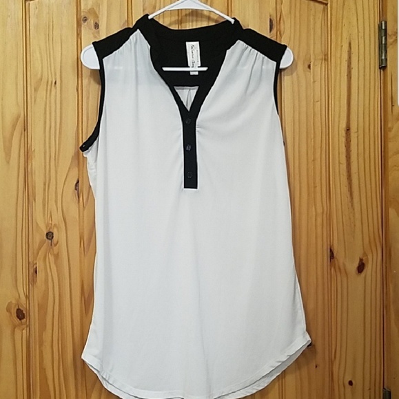 Tops - Womens Dressy Tank